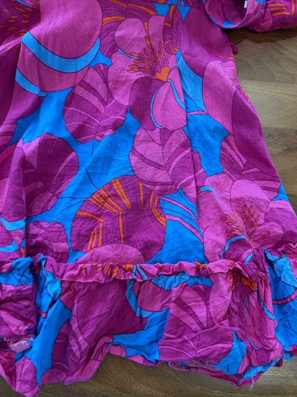 Tuckernuck Pink and Blue Floral Ruffle Sleeve Linen Dress Size Medium - Picture 3 of 12